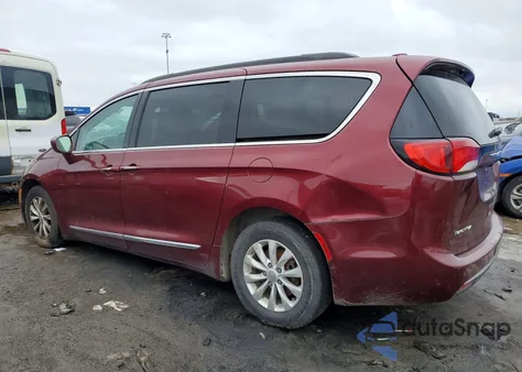2017 Chrysler Pacifica Touring L from USA, damaged, VIN 2C4RC1BG2HR569402